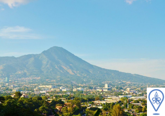 El Volcán de San Salvador: Aventuras en las Alturas